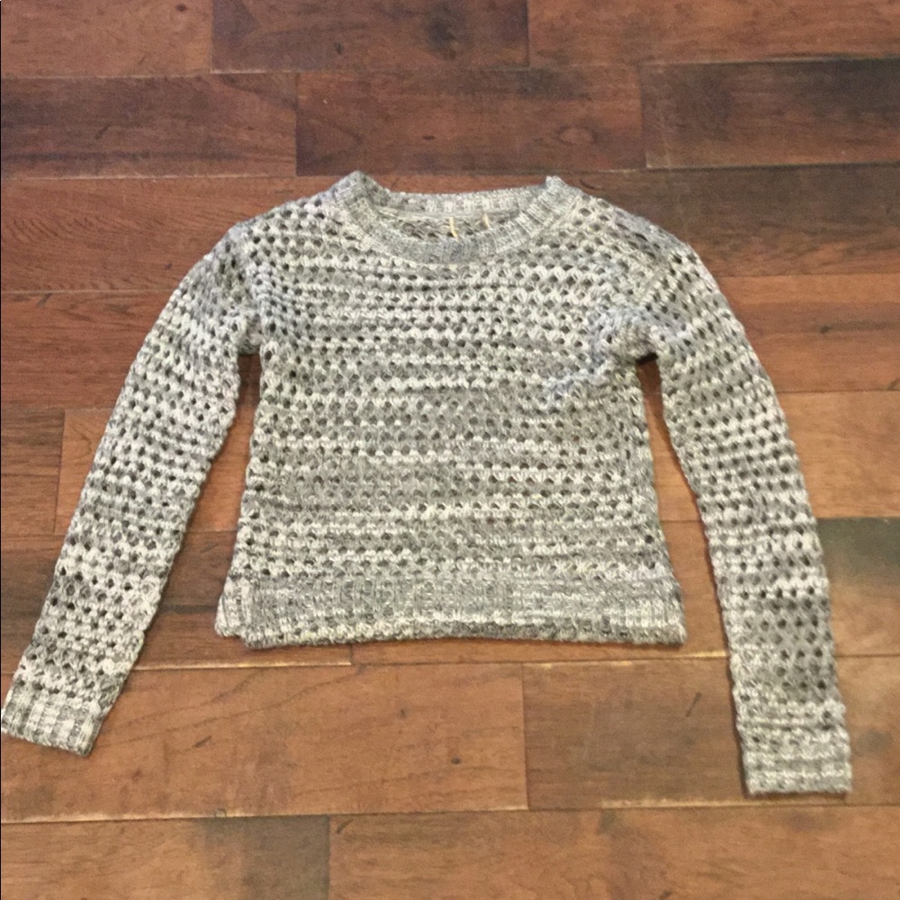 Cute junior’s sweater.